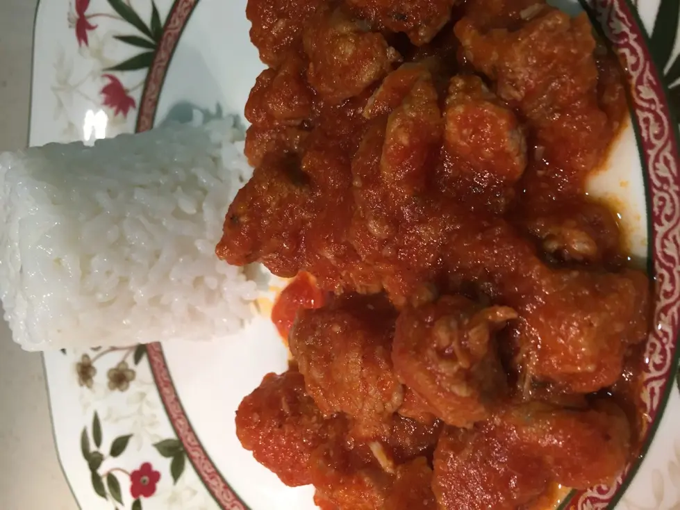 Magro Con Tomate