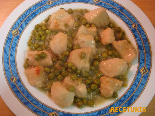 Pollo Con Guisantes